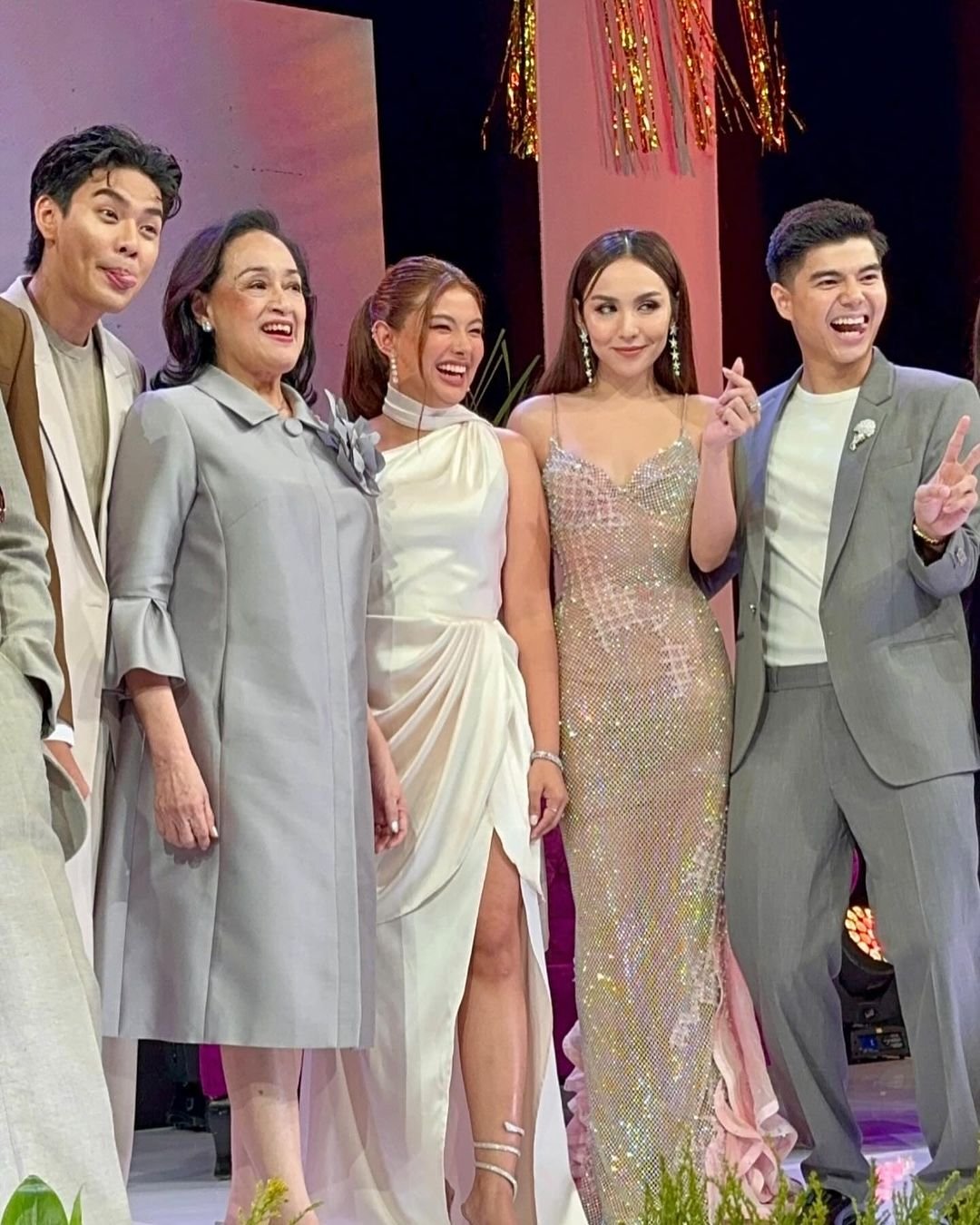 THE cast of ‘Shining Inheritance.’